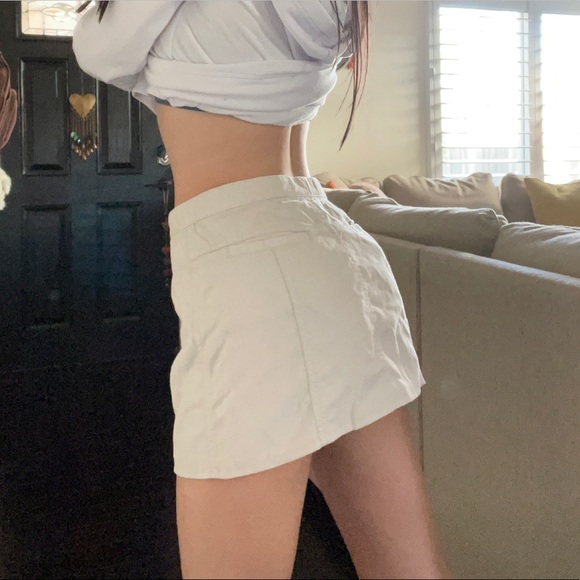 Cream mini skirt - Picture 4 of 5